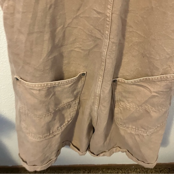 Comfy Old Navy Tan Corduroy Overall Shorts- 2X - Picture 5 of 10